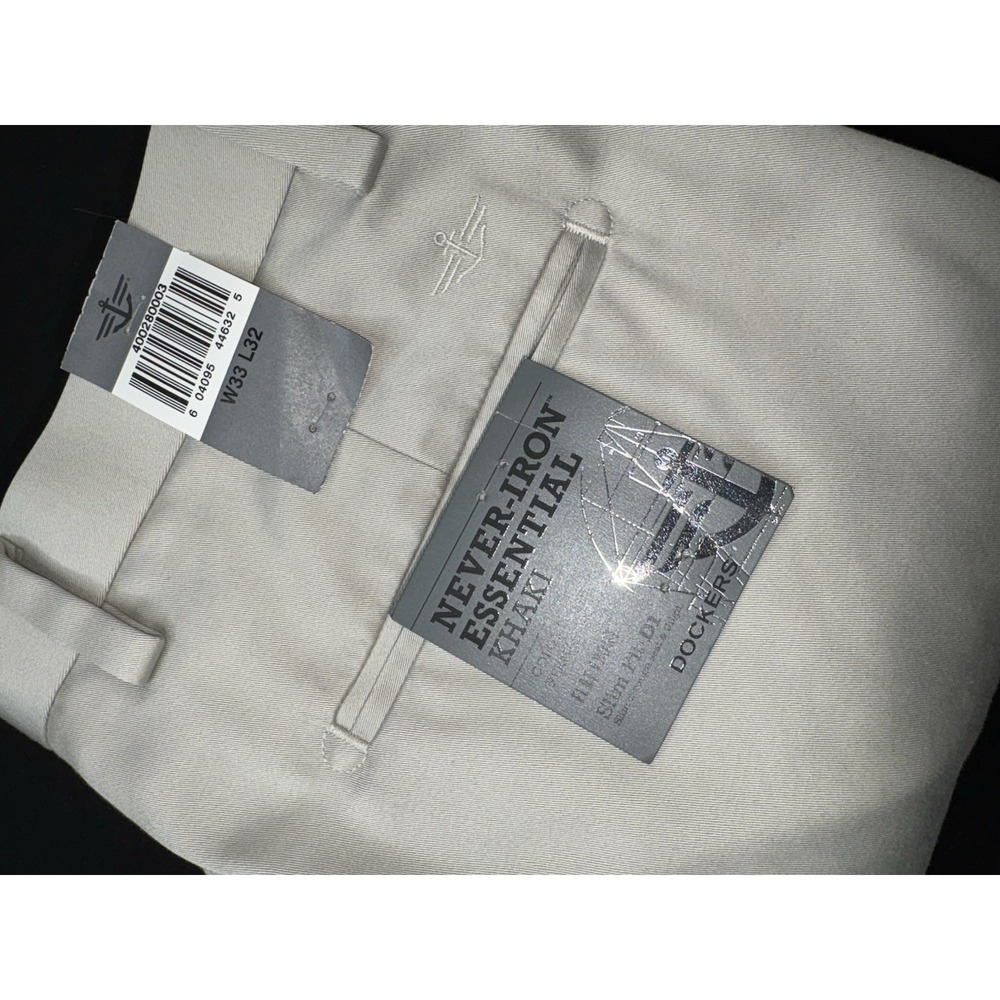 NWT Dockers Mens D1 Slim Fit Flat Front Tan Khaki Pants Size 33x32 - Picture 11 of 14